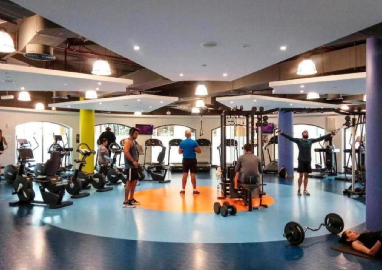 Moonlight Hostel Jbr - 2Min Walk To Jbr Beach - Gym - 2Min Metro Station - Poll Дубай Екстер'єр фото