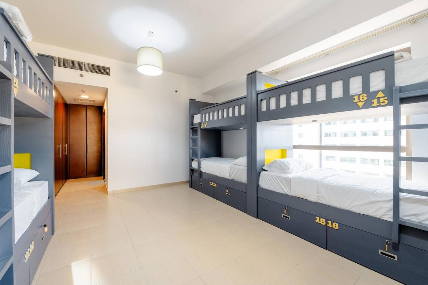 Moonlight Hostel Jbr - 2Min Walk To Jbr Beach - Gym - 2Min Metro Station - Poll Дубай Екстер'єр фото